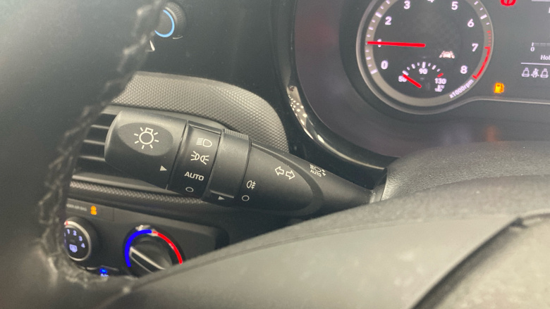 Hyundai i10 1.0 MPi SE Connect 5dr Petrol Hatchback